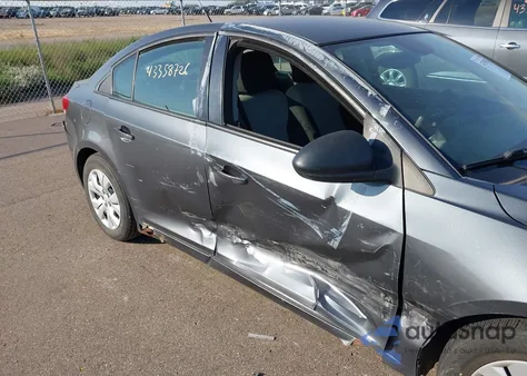 2013 Chevrolet Cruze Ls Auto из США, поврежденный, VIN 1G1PA5SH9D7191225